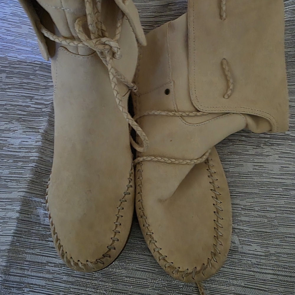 FRYE REBA MOCCASIN ANKLE BOOT 8M LEATHER SUEDE BUTTERY SOFT